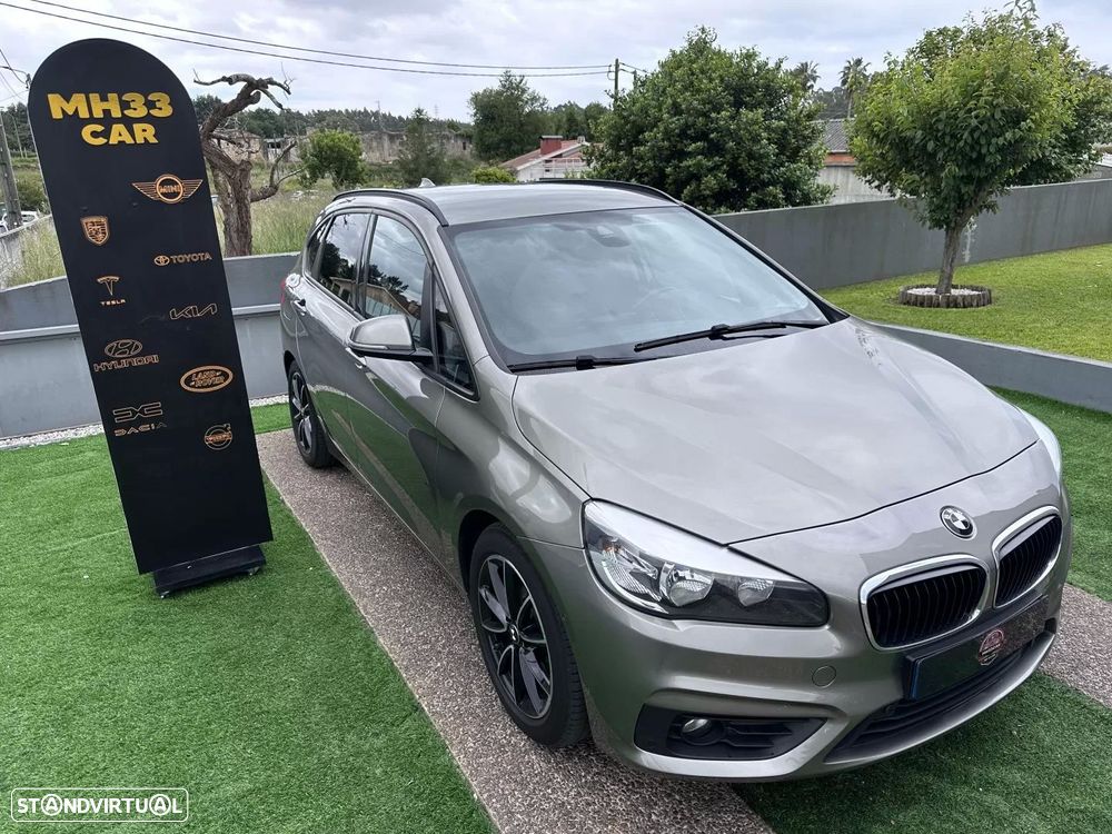 BMW 218 Active Tourer d Line Sport - 4