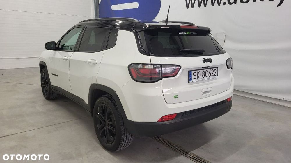 Jeep Compass - 8