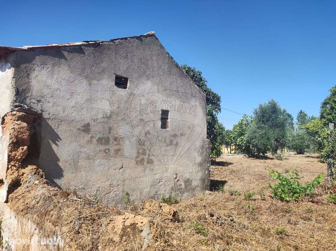 Moradia T2 para venda - Grande imagem: 3/25