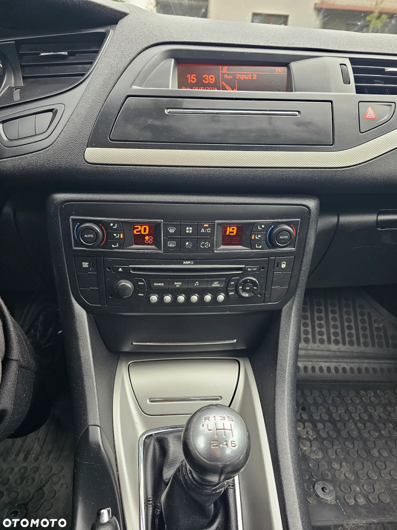 Citroën C5 2.0 HDi Confort - 8