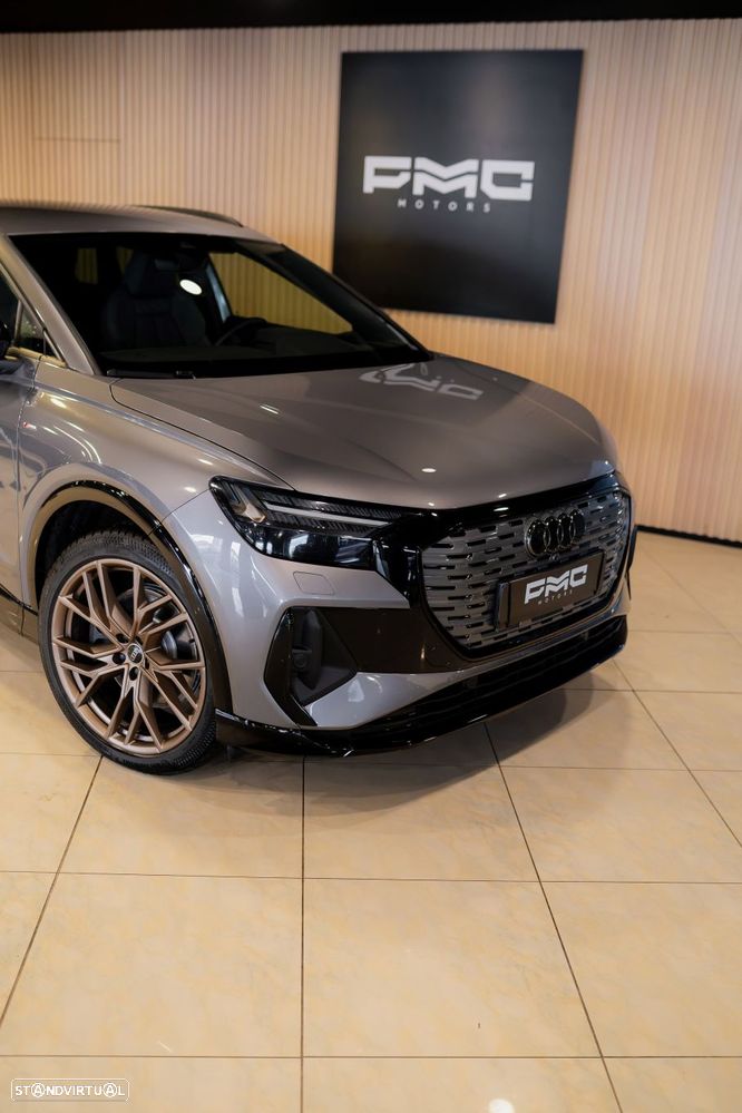 Audi Q4 e-tron - 8