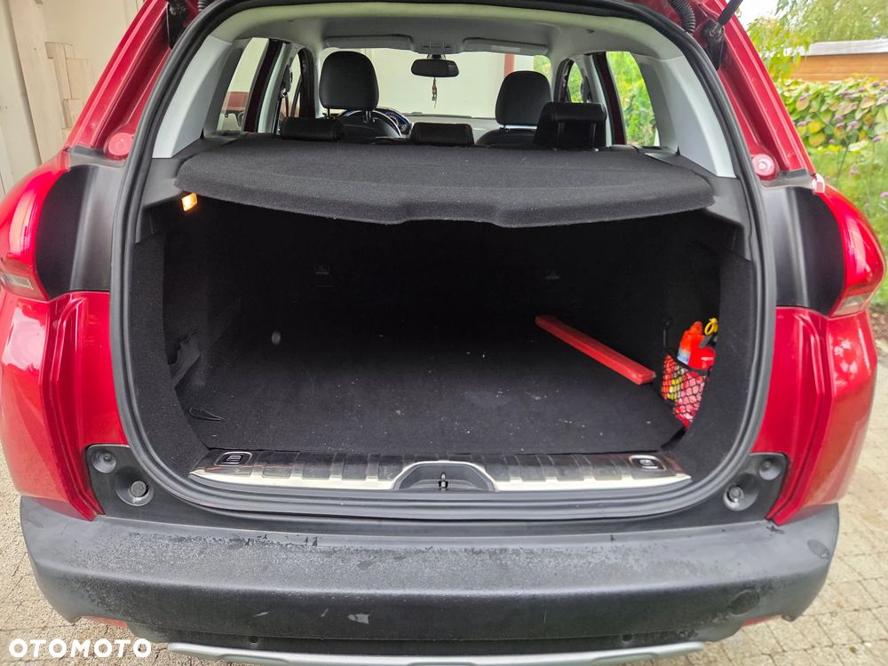 Peugeot 2008 1.2 Pure Tech Allure S&S EAT6 - 12