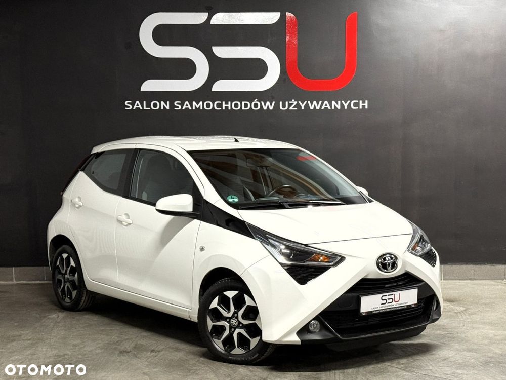 Toyota Aygo x-play connect - 2