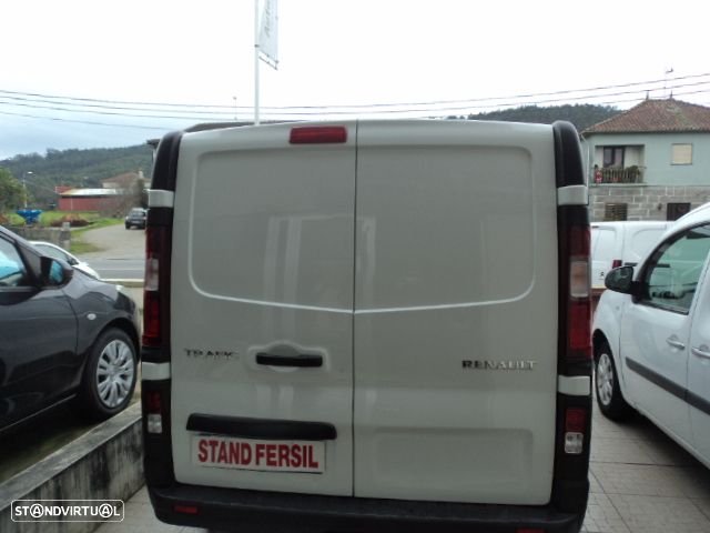 Renault trafic - 5