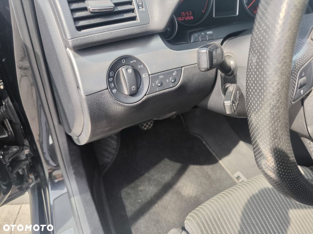 Audi A4 Avant 2.0 TDI DPF - 17