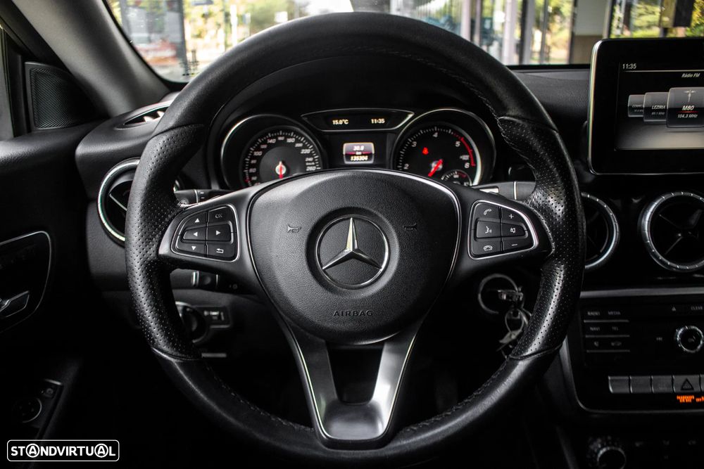 Mercedes-Benz CLA 180 d Shooting Brake Aut. - 12