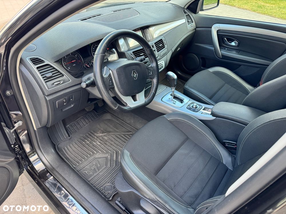 Renault Laguna 2.0 dCi Initiale - 12