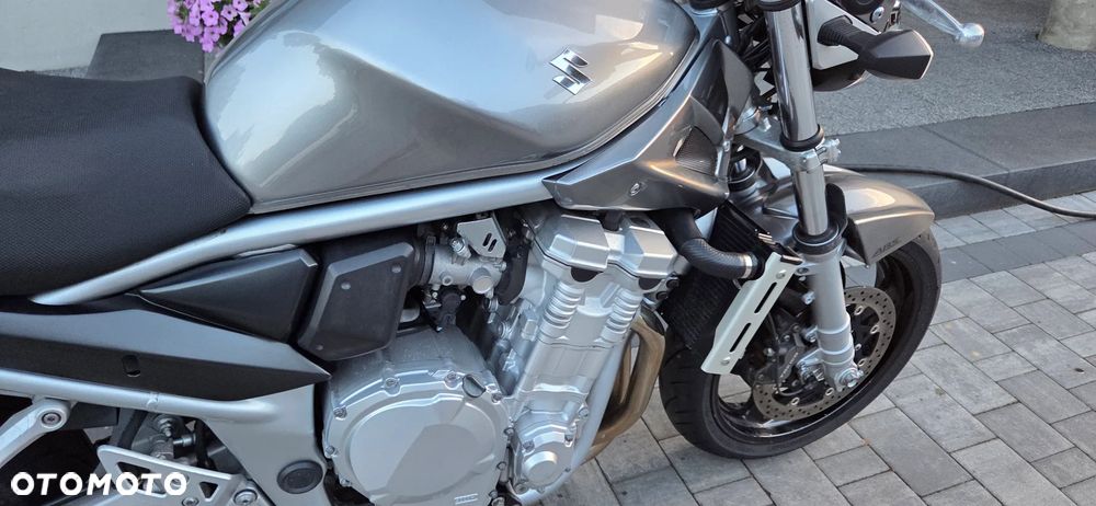 Suzuki Bandit - 8