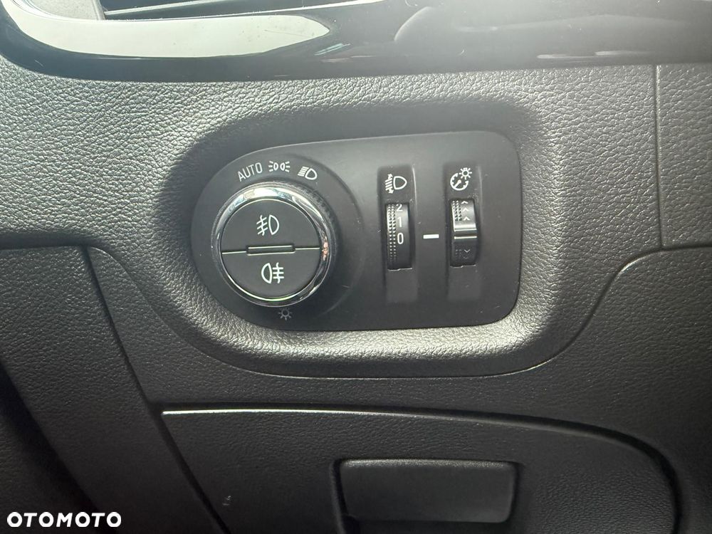 Opel Astra 1.6 D (CDTI) Selection - 29