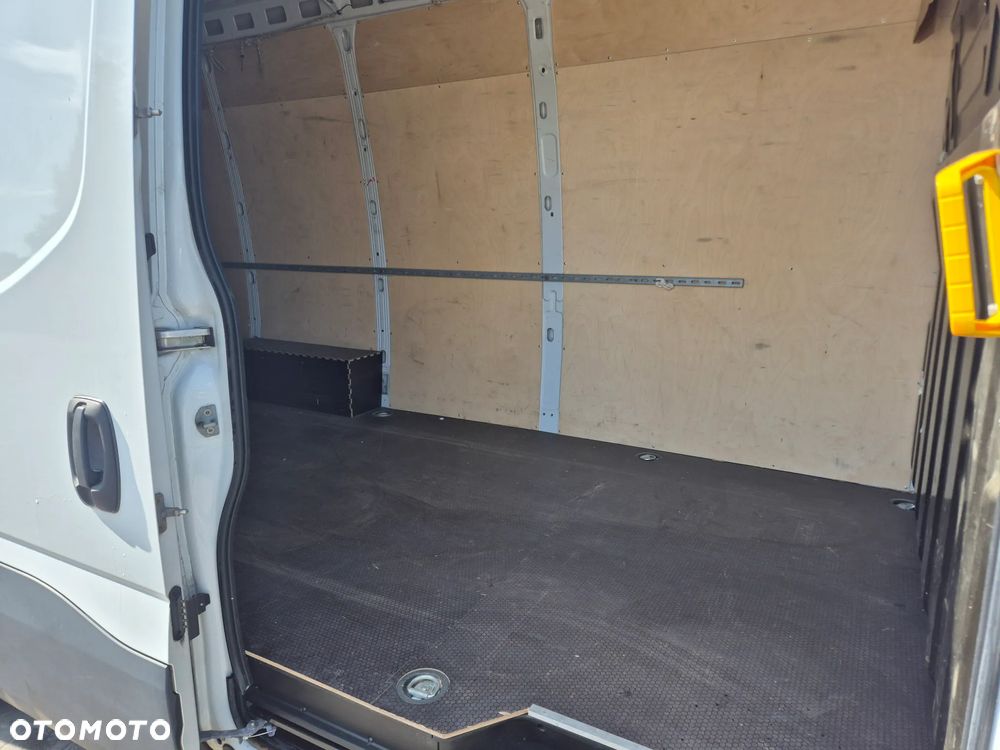 Iveco 35S16V (32724) - 21