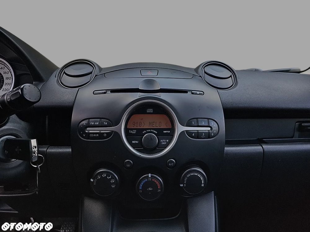 Mazda 2 1.5 Dynamic - 18