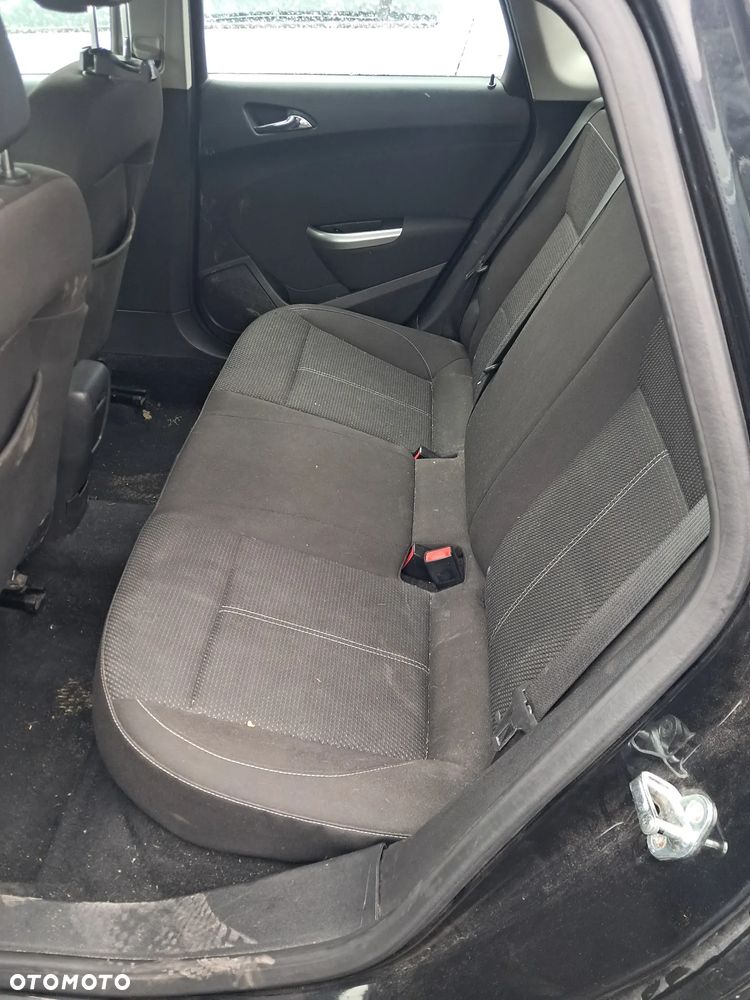 Opel Astra J Xenon Z20R części, karoseryjne, silnikowe, wnętrza - 15