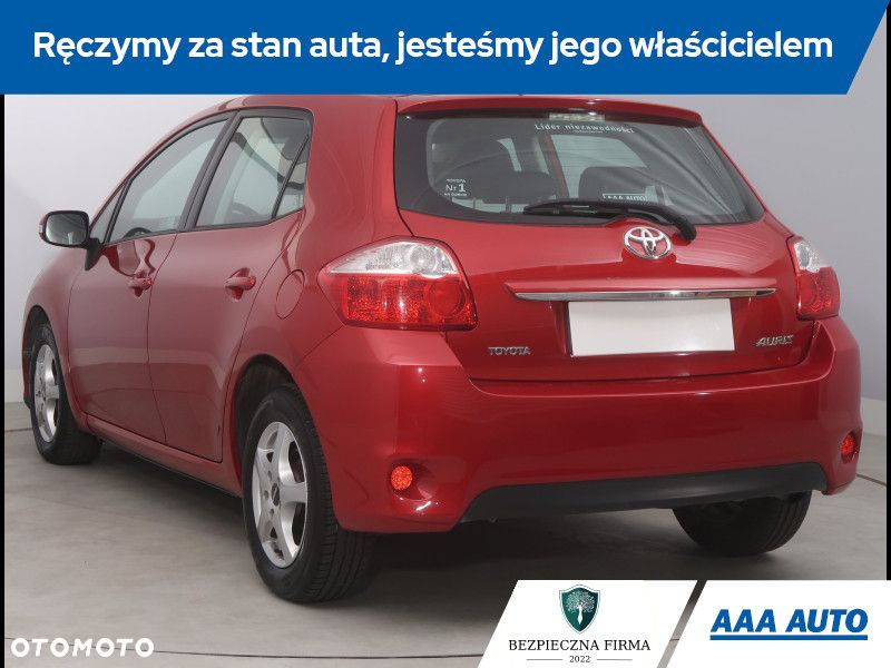 Toyota Auris - 5