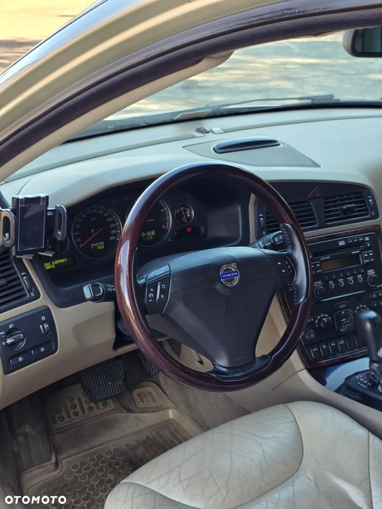 Volvo XC 70 D5 AWD Summum - 10