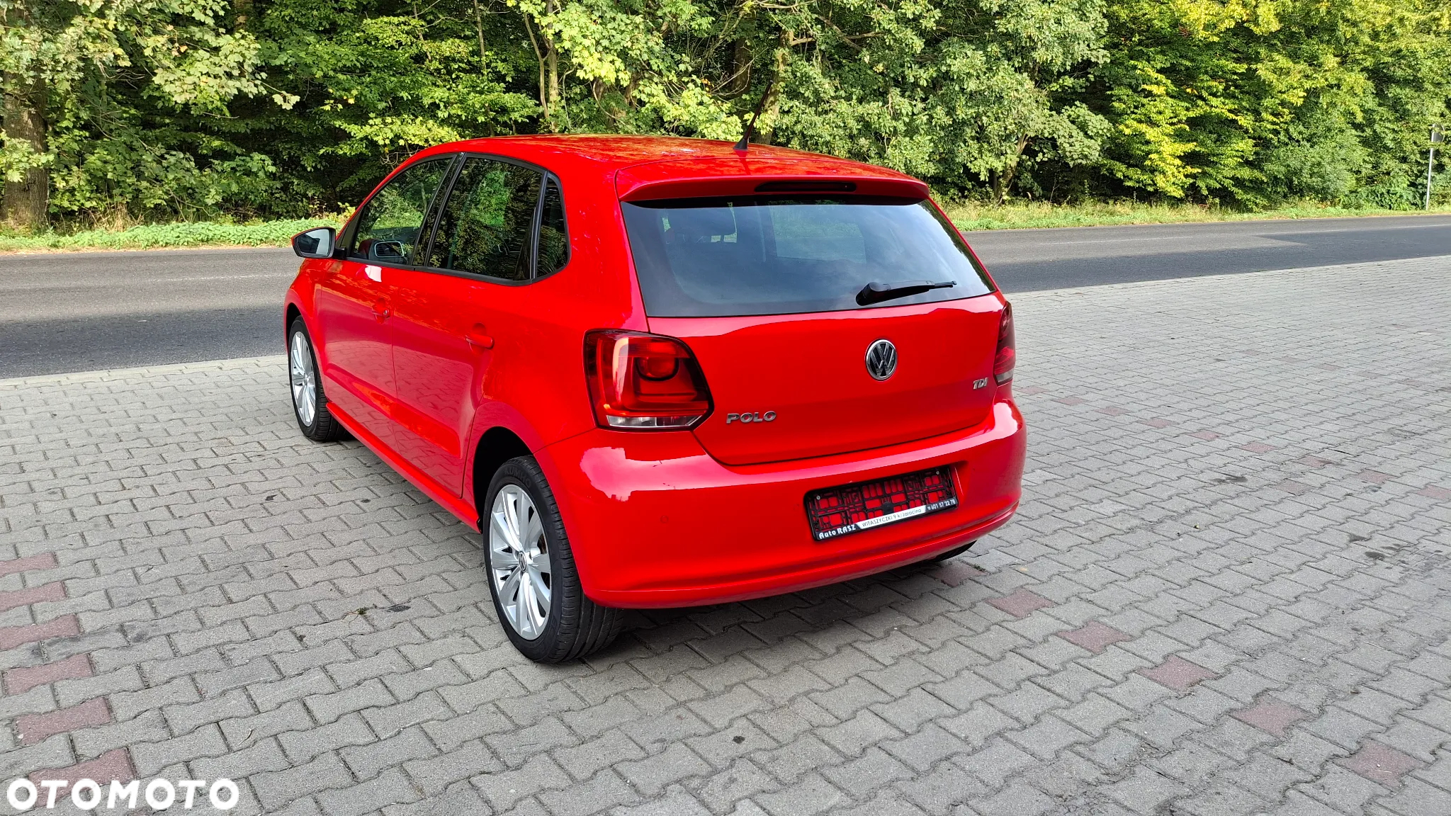 Volkswagen Polo 1.6 TDI Comfortline - 12