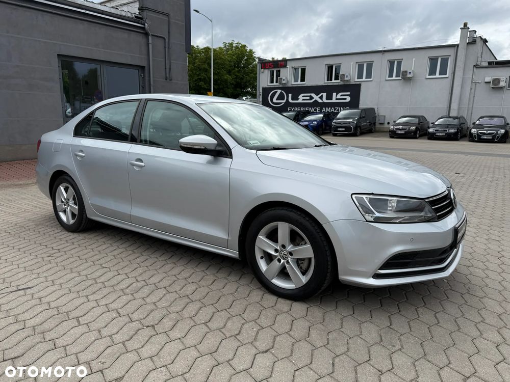 Volkswagen Jetta 2.0 TDI DPF Comfortline - 12