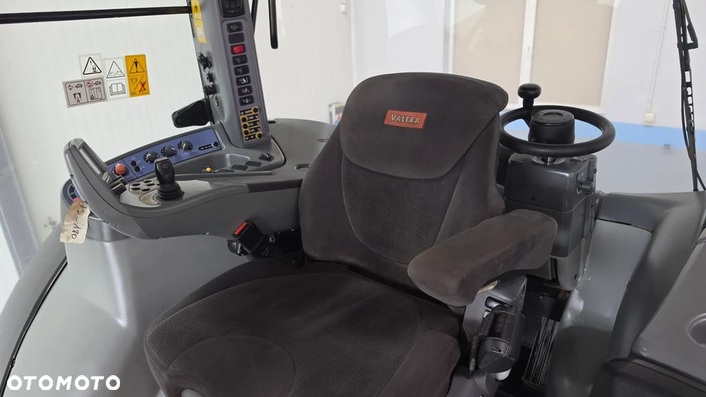 Valtra S 353 TwinTrac Rufa  Vario Transport 7250R AutoTrac 7280R S354 7270r  936 Profi 930 Vario 8730 Dyna 8732 Dyna T8 T7 McCornick - 4