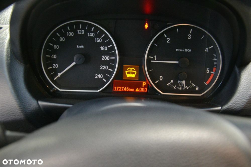 BMW Seria 1 - 17