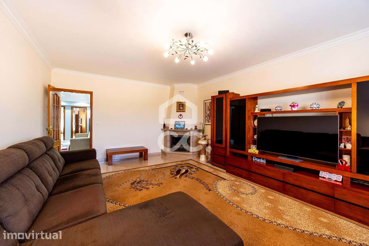 Apartamento T2 no Centro de Cacém - Grande imagem: 4/31