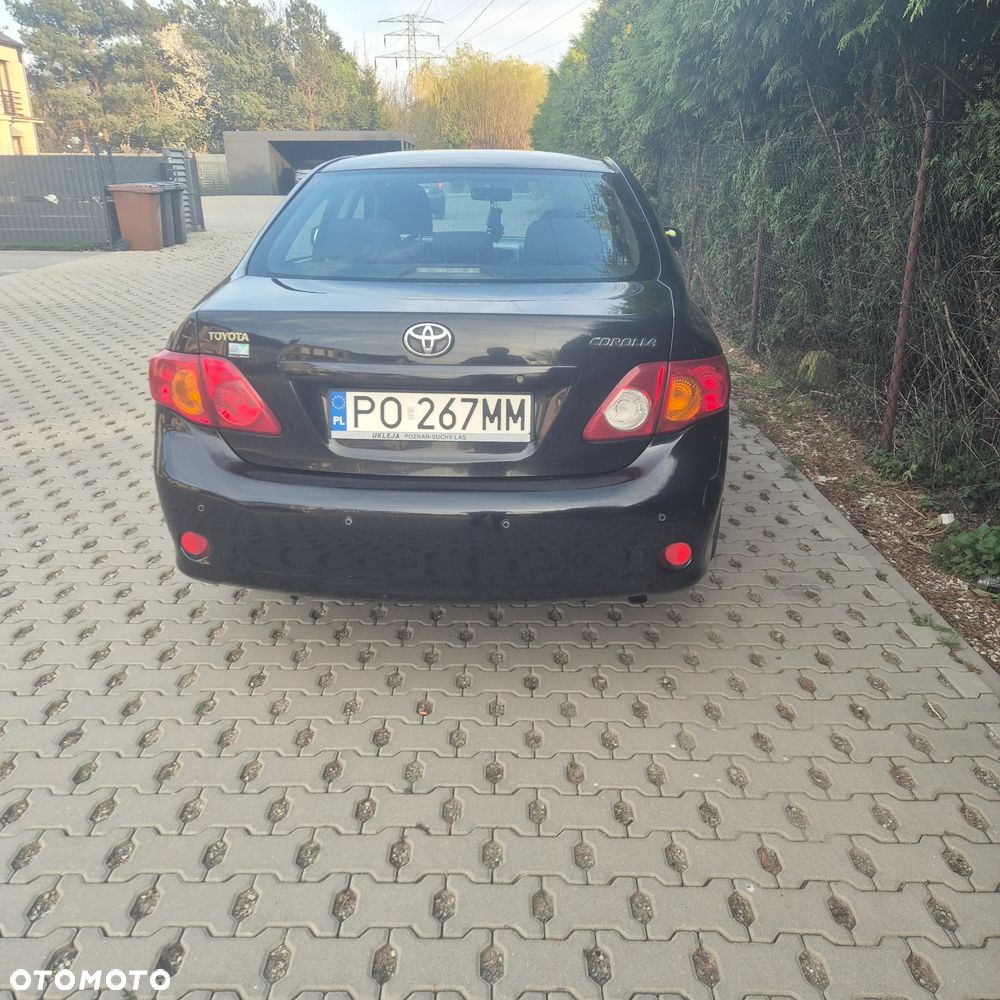 Toyota Corolla 1.6 Luna - 3