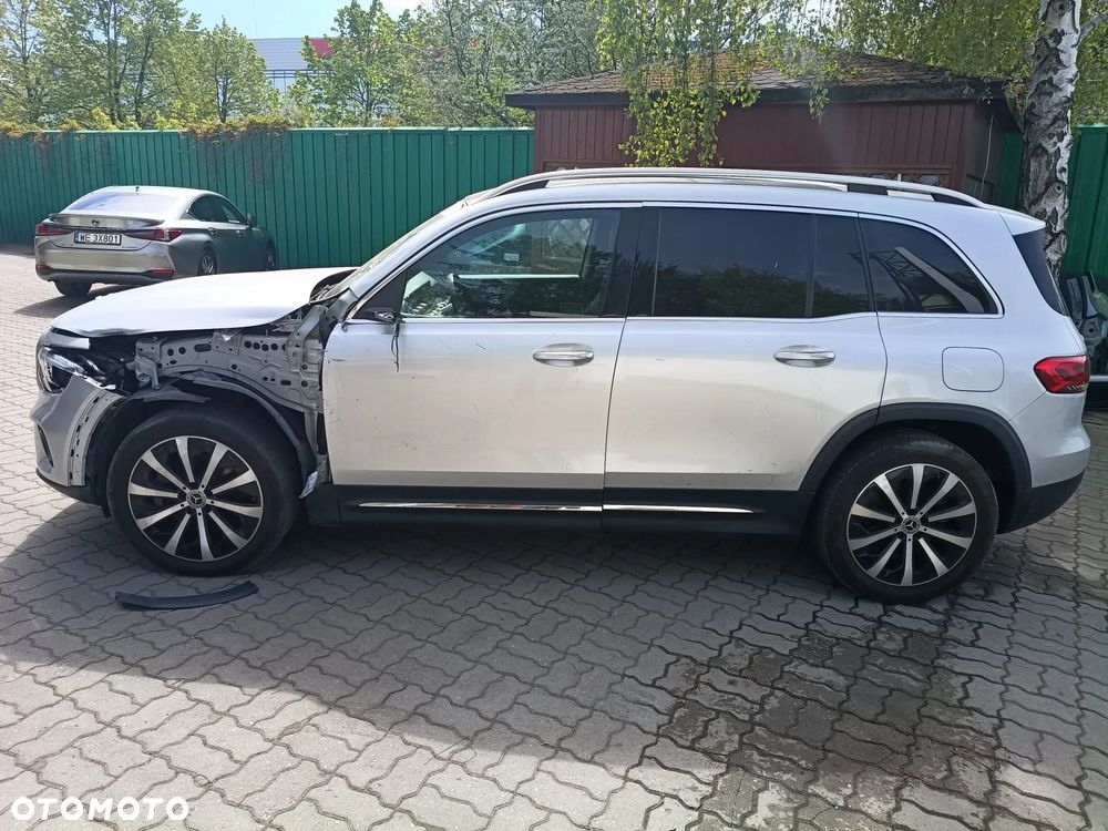 Mercedes-Benz GLB 2021