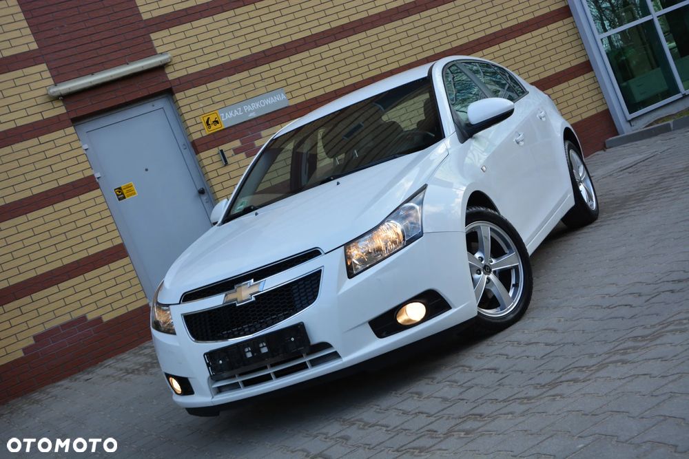 Chevrolet Cruze - 25