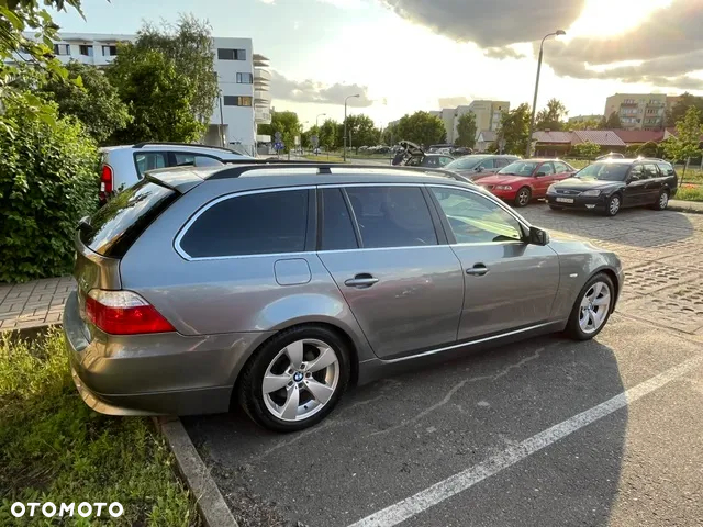 BMW Seria 5 530d Touring - 8