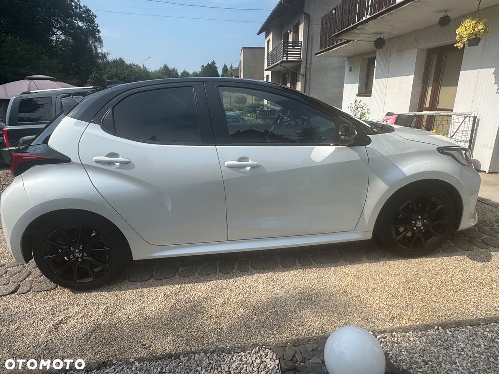 Toyota Yaris 1.5 Style CVT - 3