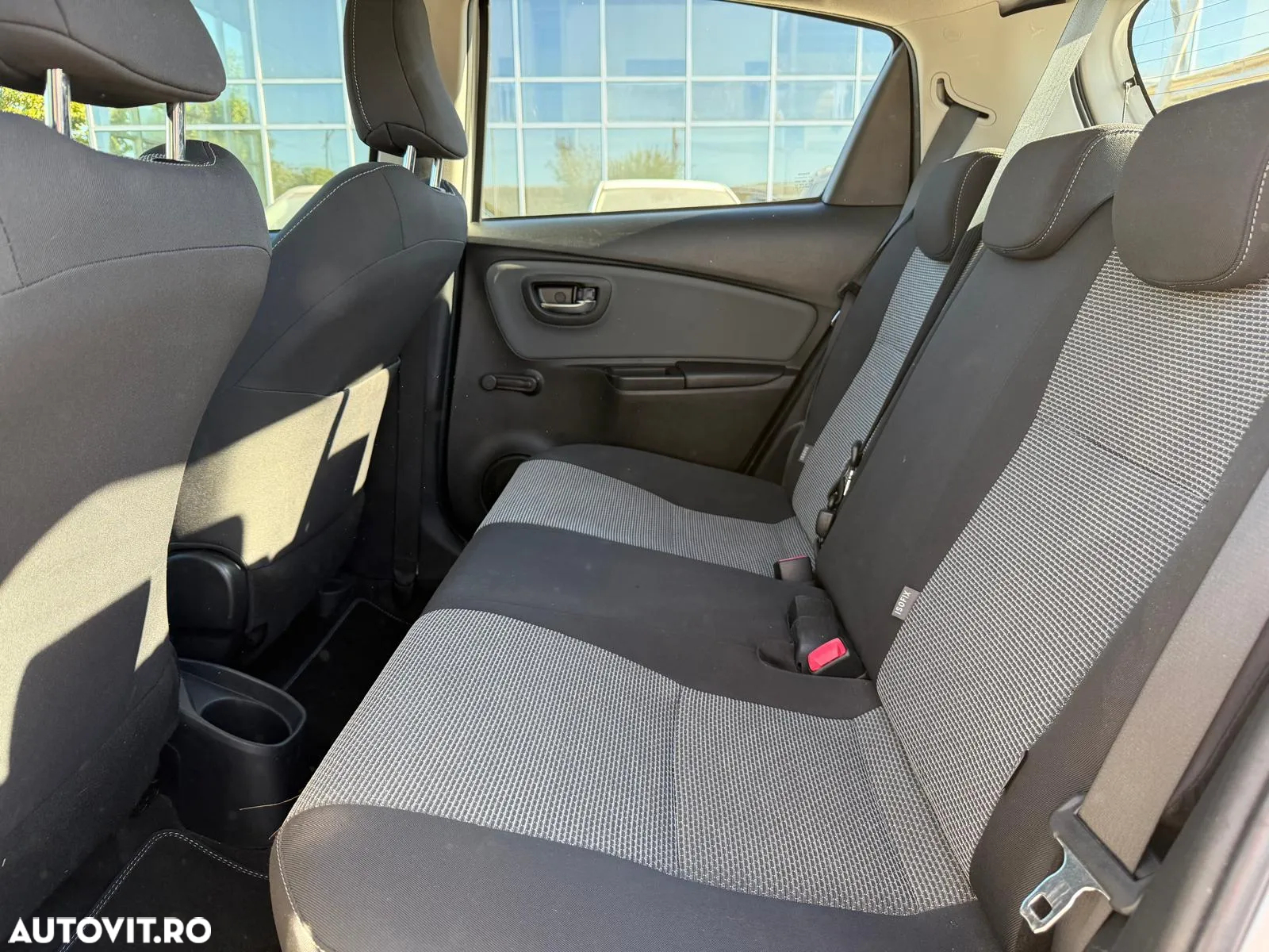 Toyota Yaris 1.5 VVT-i HSD Sol - 14