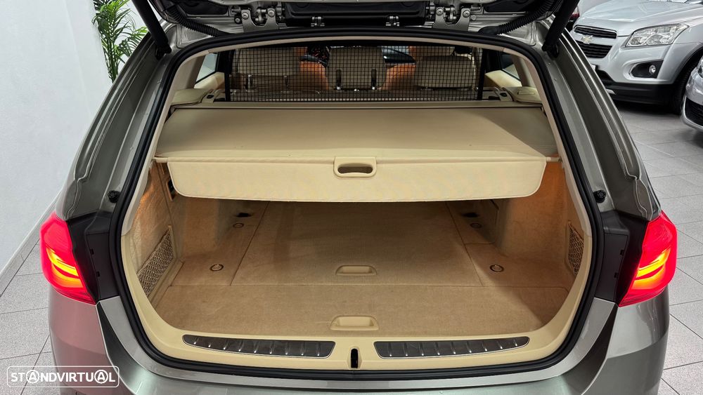 BMW 316 d Auto Line Sport - 38