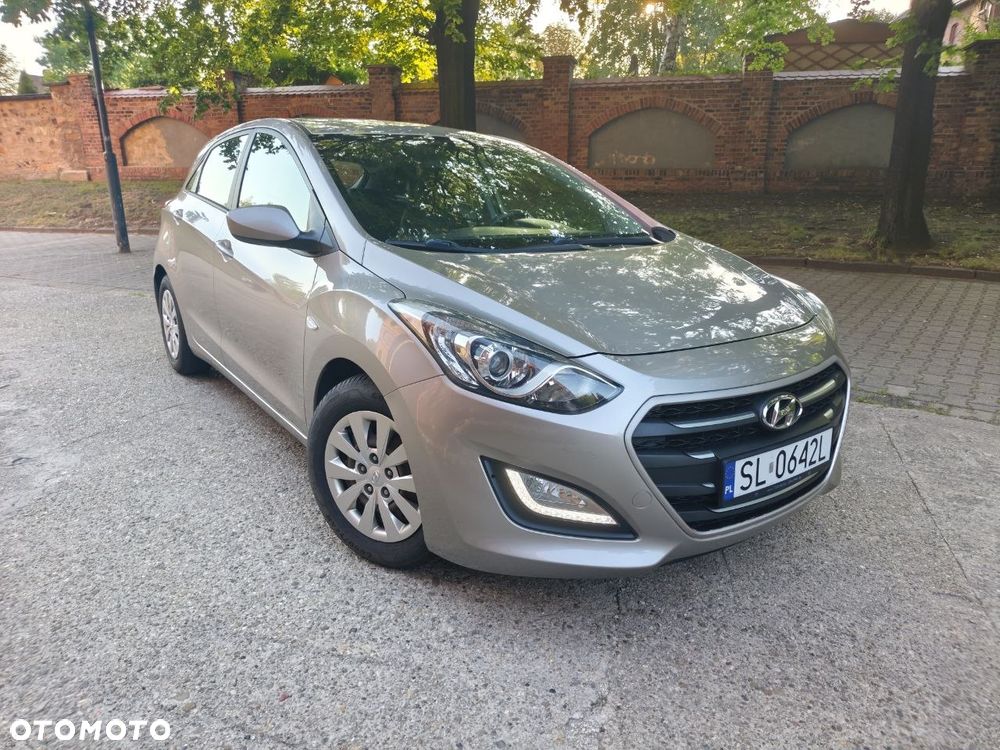 Hyundai i30 1.4 Passion - 14
