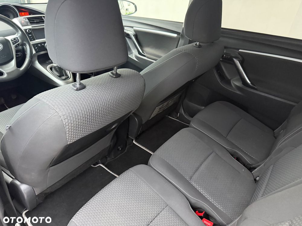 Toyota Verso 2.0 D-4D Active - 20
