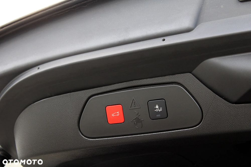 Opel Grandland 1.2 DI Automatik Business Elegance - 26