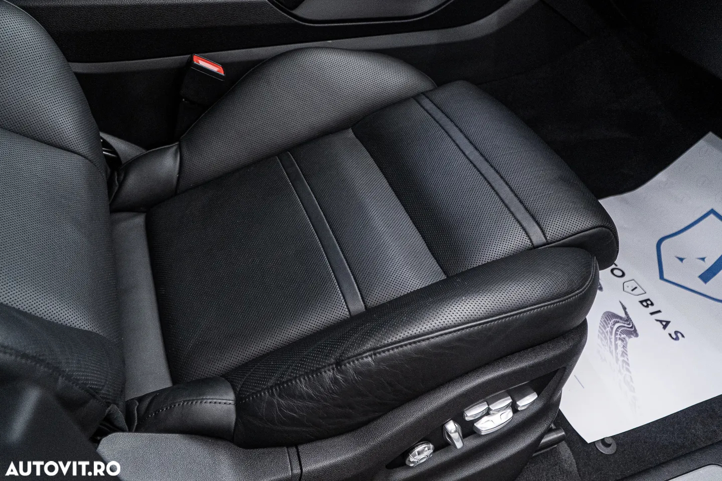 Porsche Cayenne Coupe Tiptronic S - 40