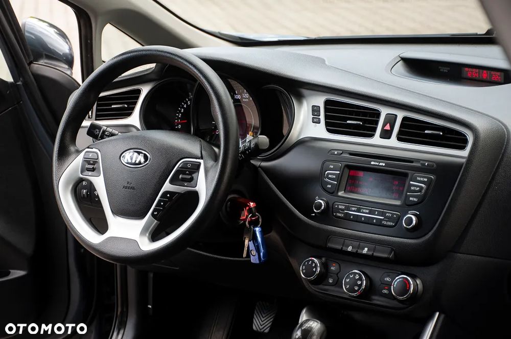 Kia Ceed 1.4 CVVT EX - 17