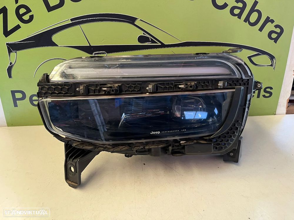 Jeep Avenger - FAROL LED ESQUERDO - FF836 - 1