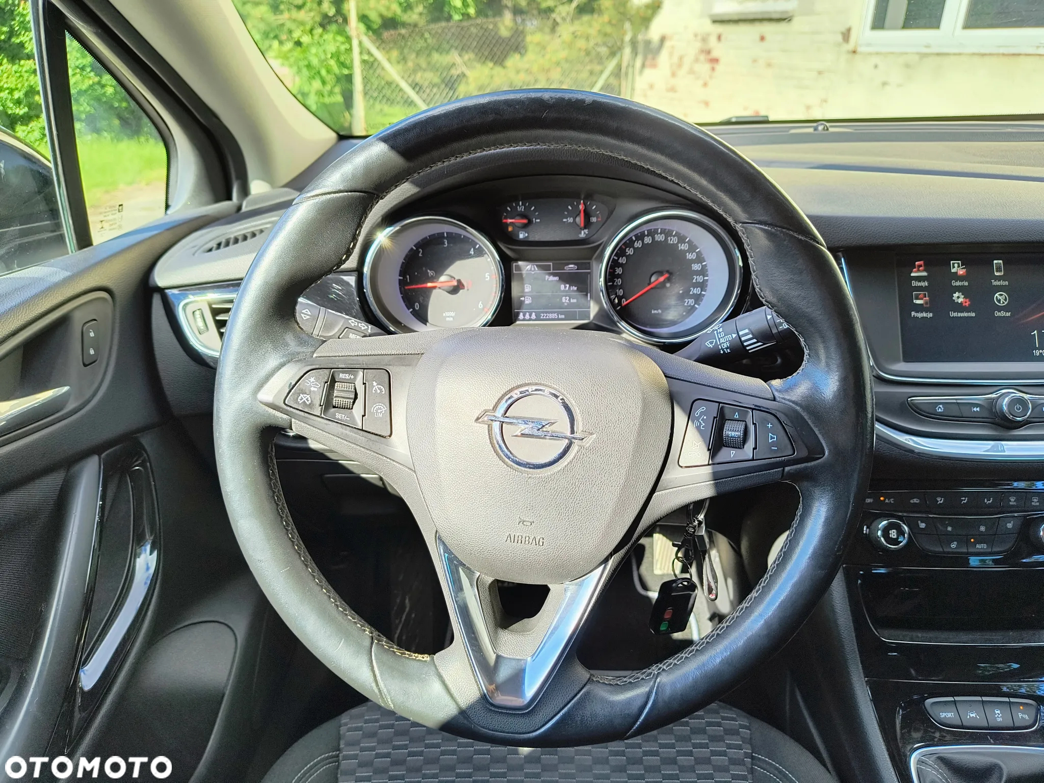 Opel Astra IV 1.6 CDTI Cosmo - 12