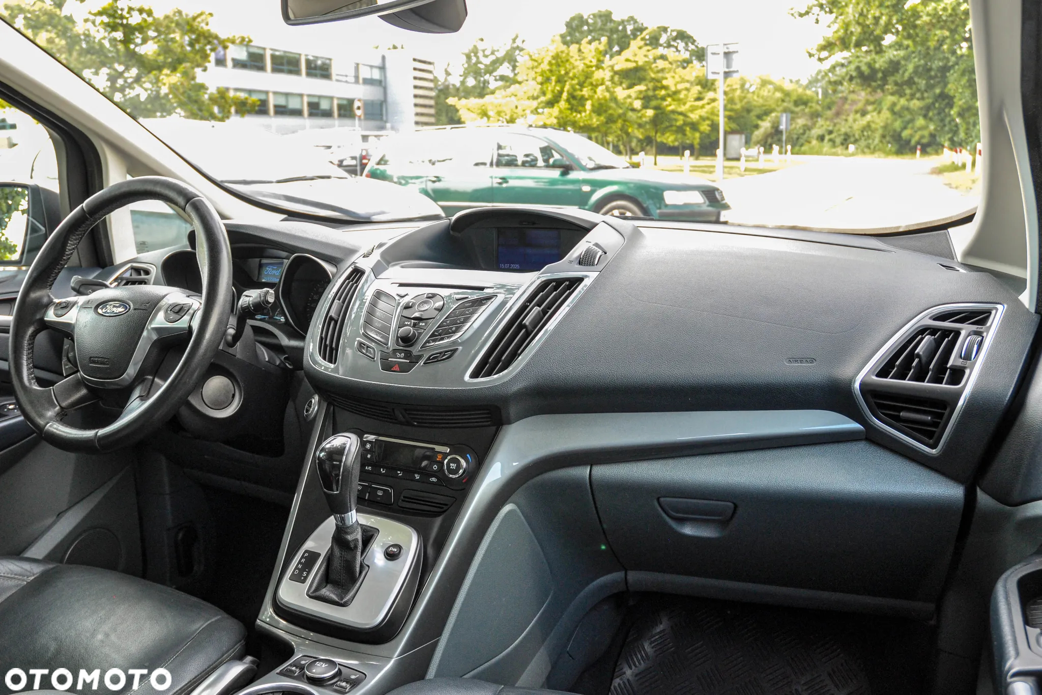 Ford Grand C-MAX - 10