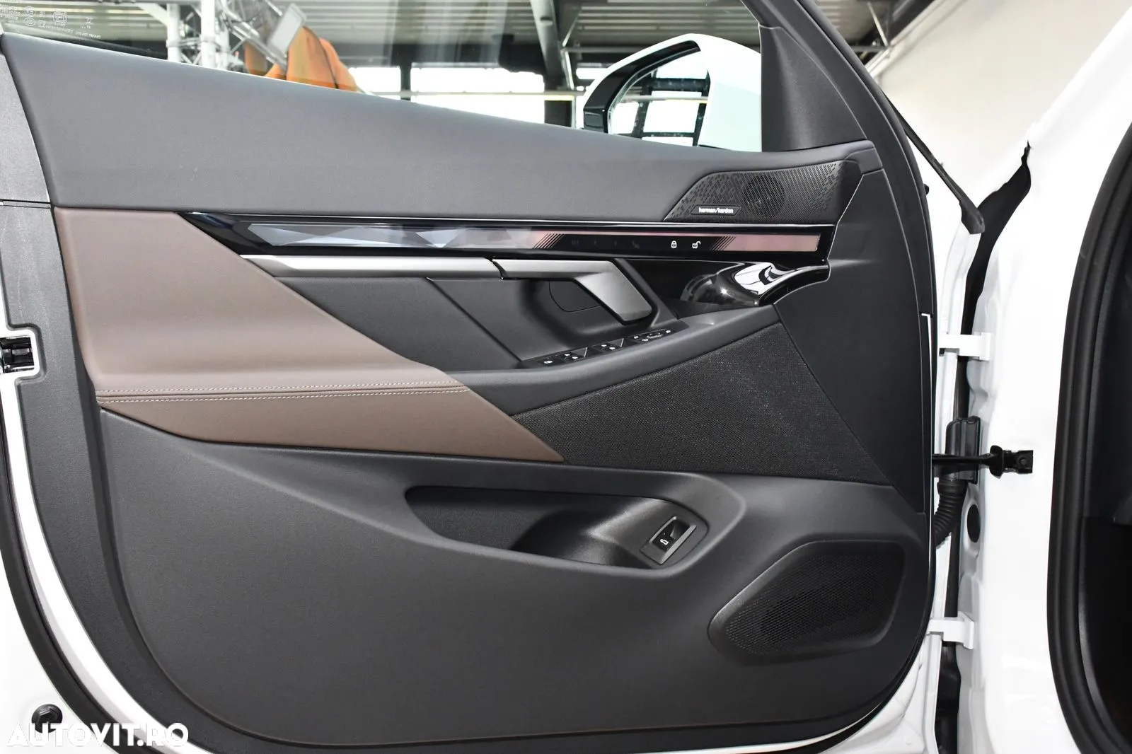 BMW Seria 5 550e xDrive AT PHEV - 21