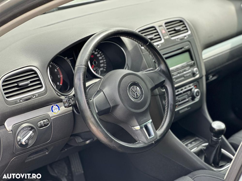 Volkswagen Golf 1.4 TSI Exclusive - 24