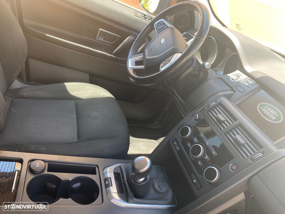 Land Rover Discovery Sport 2.0 eD4 Pure - 8