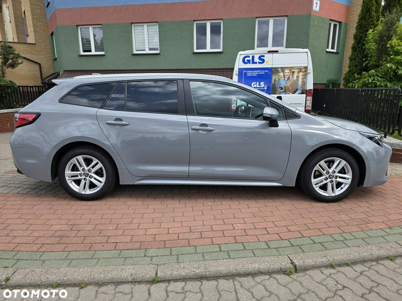 Toyota Corolla 2.0 Hybrid Comfort - 5