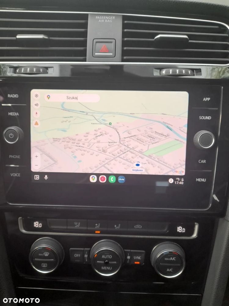 Volkswagen Golf VII 1.6 TDI BMT Comfortline - 12