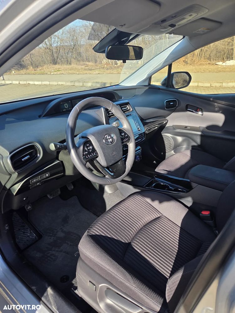 Toyota Prius Hybrid Comfort - 17