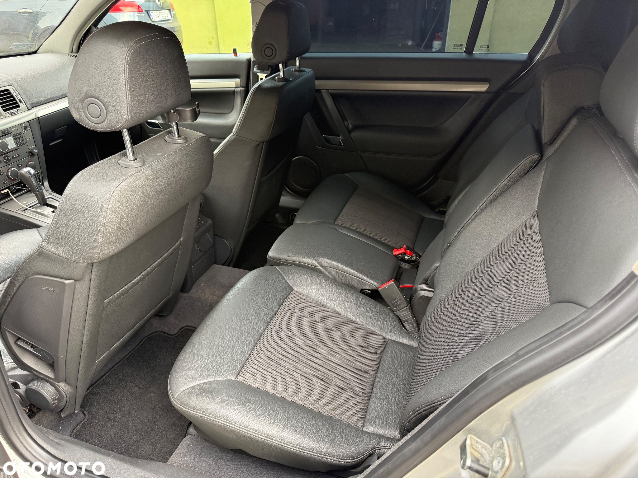 Opel Signum 1.9 CDTI Cosmo - 12