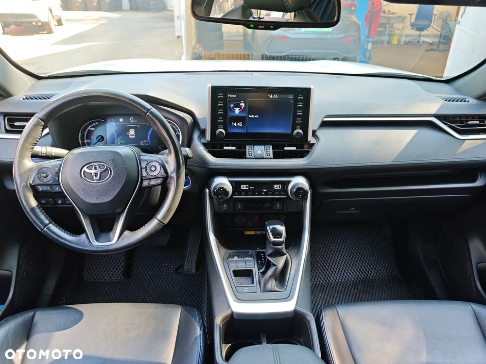 Toyota RAV4 - 17