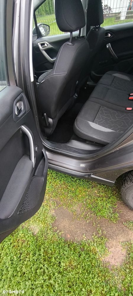 Peugeot 2008 1.2 Pure Tech Style - 8