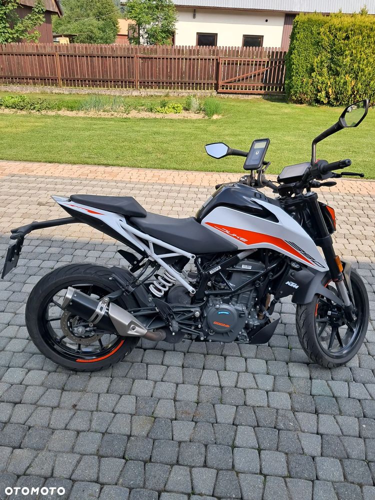KTM Duke - 4