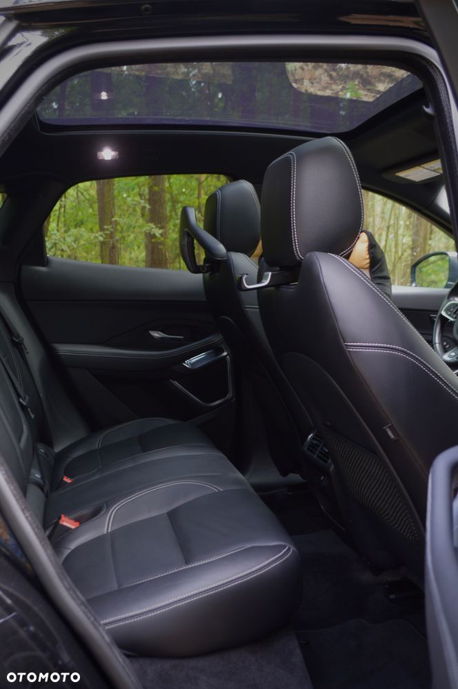 Jaguar E-Pace - 8