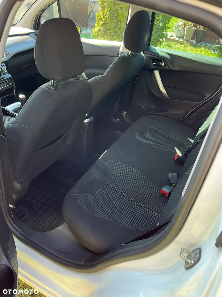 Citroën C3 VTi 95 Exclusive - 10